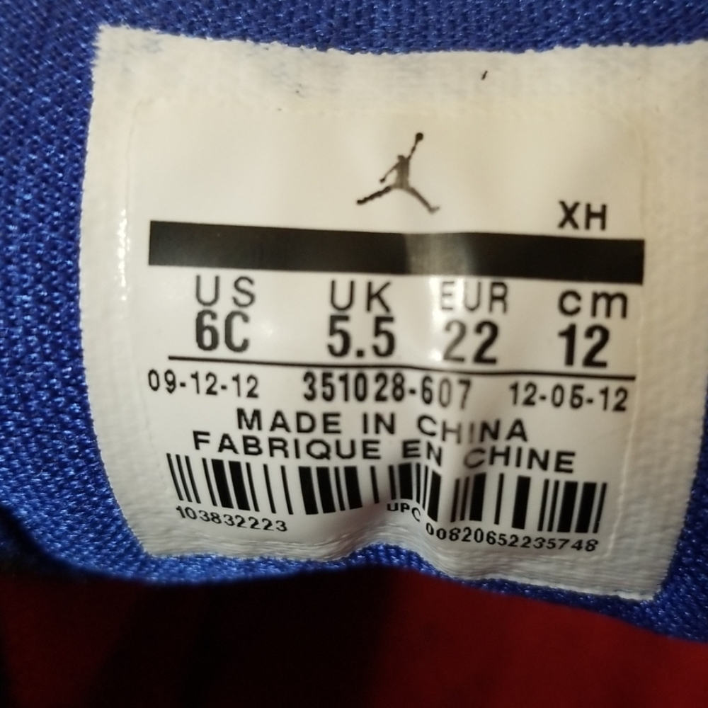 ***SOLD***Nike Jordan Sneakers Kids Size 6C - Picture 8 of 8